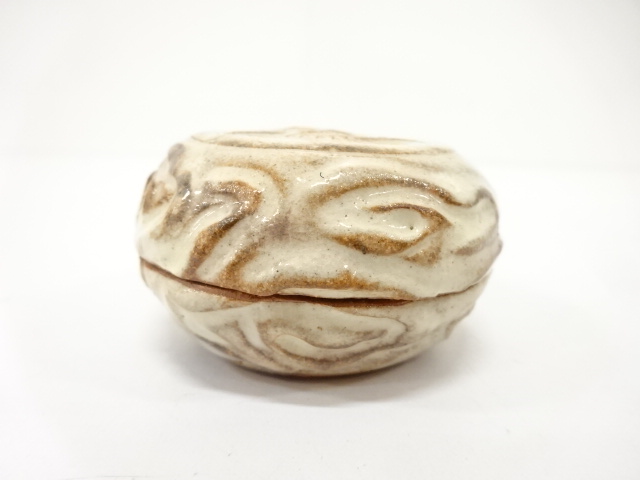  萩焼　十二代　田原陶兵衛造　竜　香合